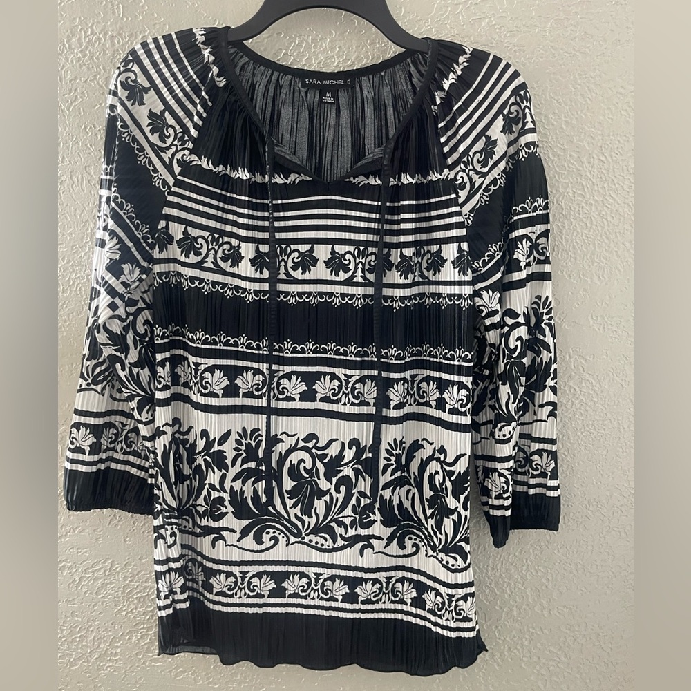 Sara Michelle Women's Striped Black/White‎ Blouse Tie Neck 3/4 Sleeve Medium